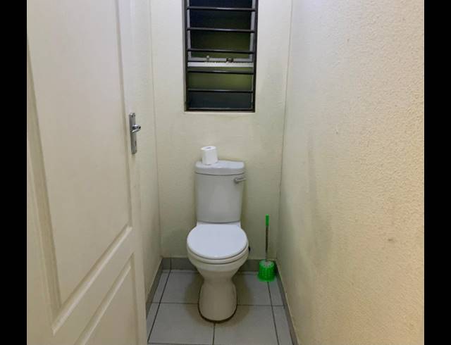 2 BEDROOM HOUSE FOR SALE IN VANDERBIJLPARK CE 4